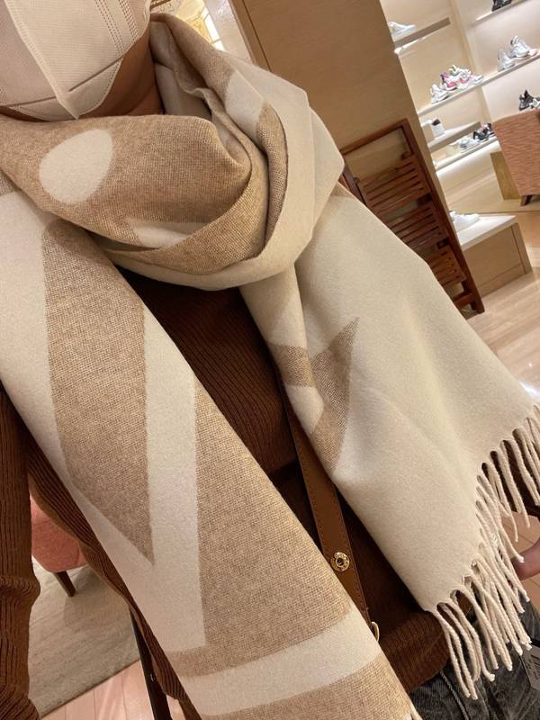 Louis Vuitton Scarf LVC00512 Louis Vuitton Scarf LVC00512